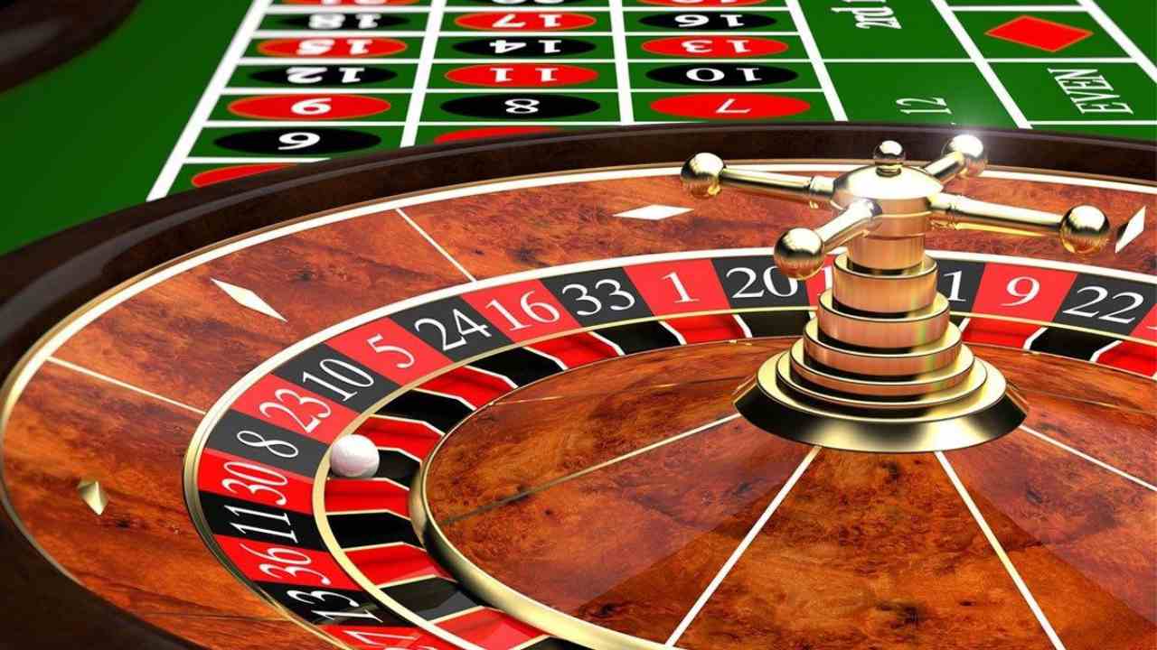 Insider Tips: Maximizing Wins in Live Casino Slot Games